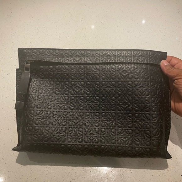 Loewe T pouch - Picture 1 of 9
